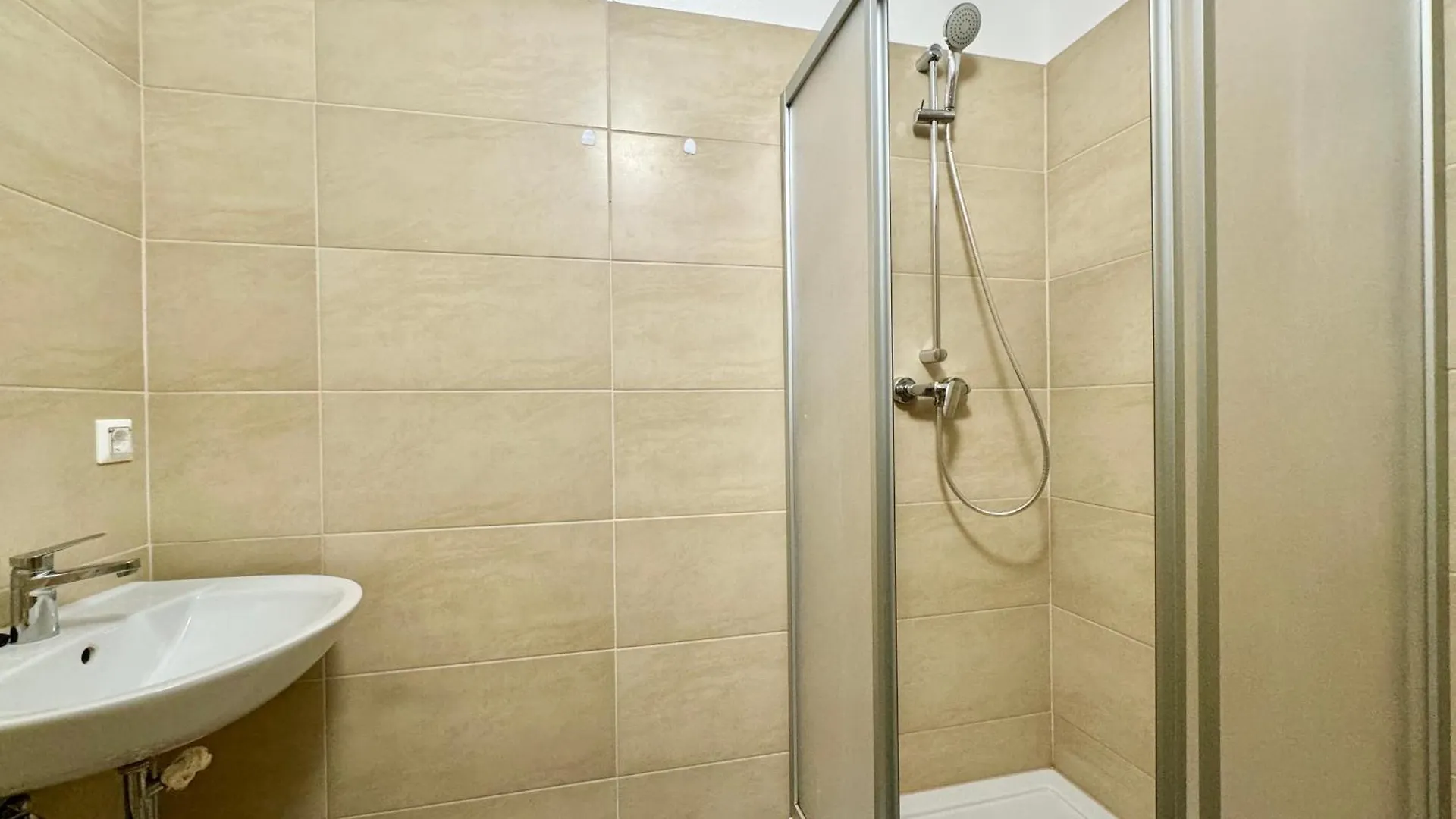 Stylish Schonbrunn Apartments With Free Parking Vienna 0*,