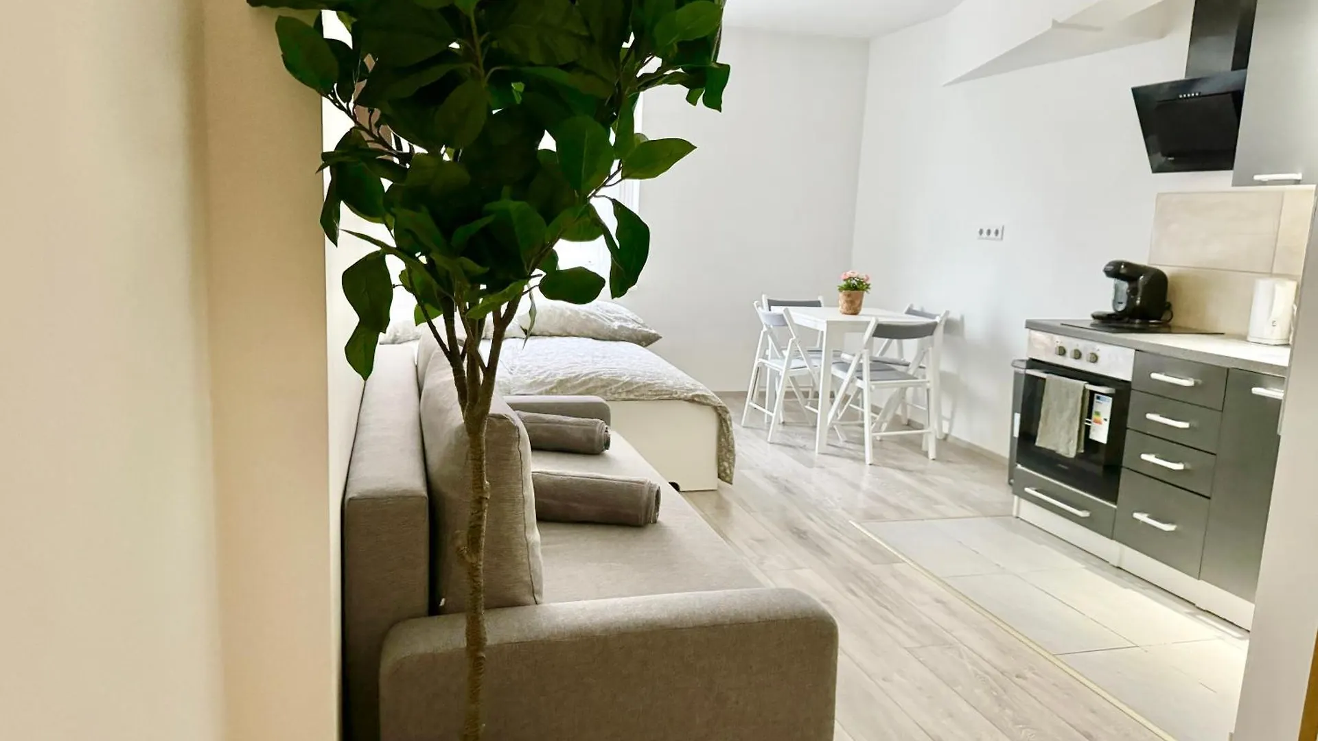 Stylish Schonbrunn Apartments With Free Parking Vienna 0*,  Austria